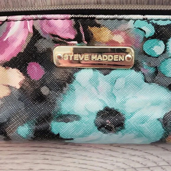 Steve Madden Black Pastel Floral Zippered Colorful Cosmetic Case‎ - Picture 3 of 7